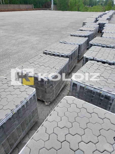 Плитка трилистник "Стандарт" 197x197х100 мм